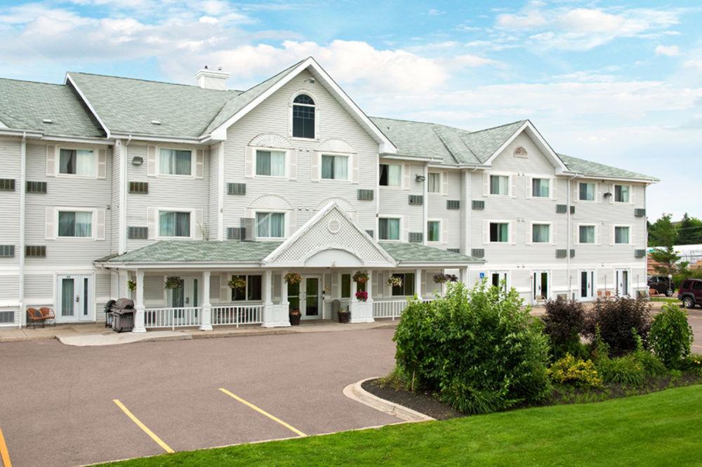Travelodge Suites By Wyndham Moncton Exterior foto