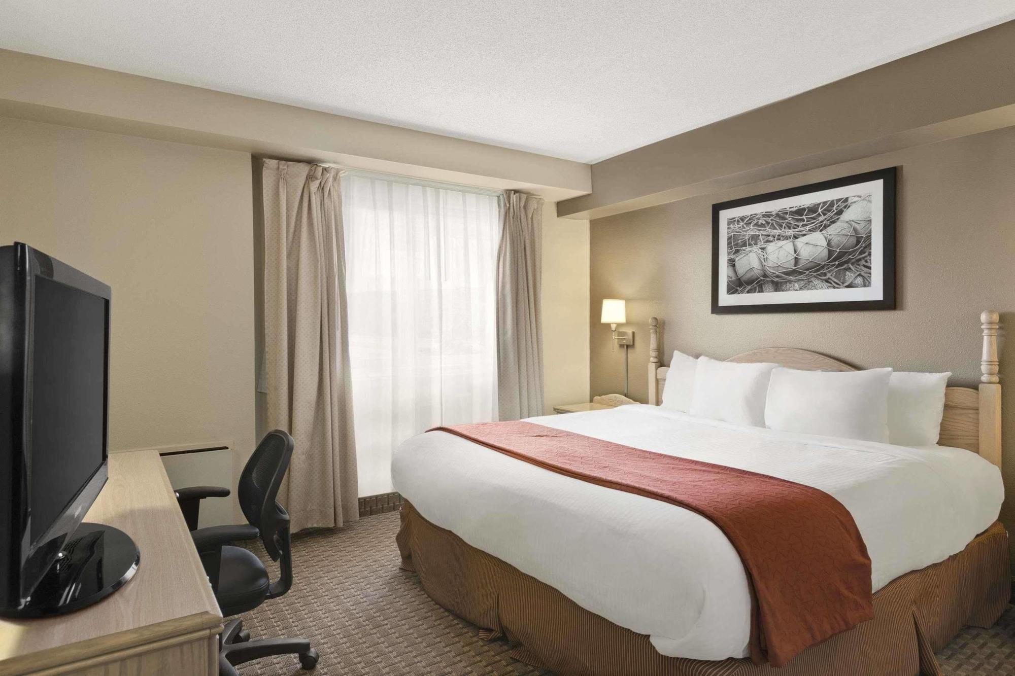 Travelodge Suites By Wyndham Moncton Exterior foto